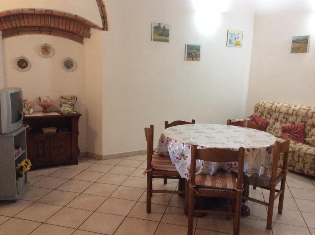 Agriturismo Susanna E Atria Бибона Стая снимка