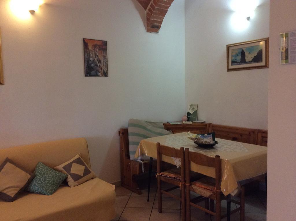 Agriturismo Susanna E Atria Бибона Стая снимка